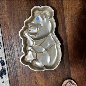 Wilton Disney Winnie the Pooh Cake Pan Bakeware Retired 1995 Vintage 2105-3000